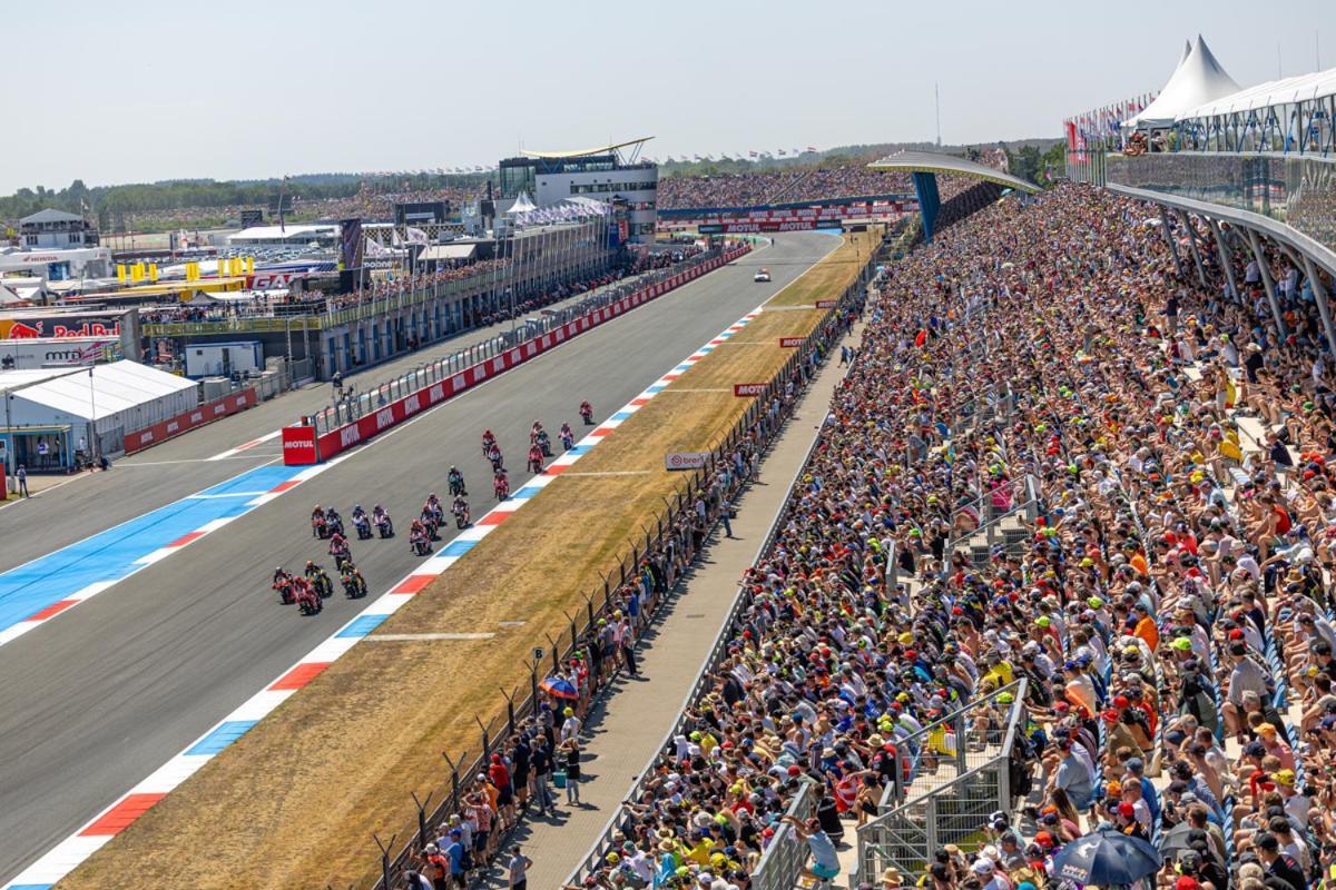 100 Jaar Tt Circuit Assen 2025 Glamping Incl Stroom Экстерьер фото