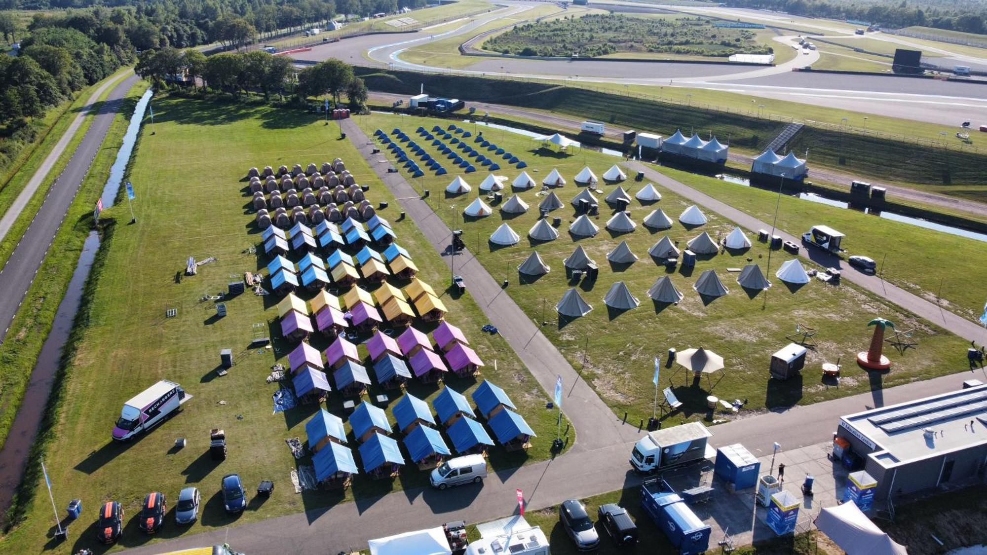 100 Jaar Tt Circuit Assen 2025 Glamping Incl Stroom Экстерьер фото